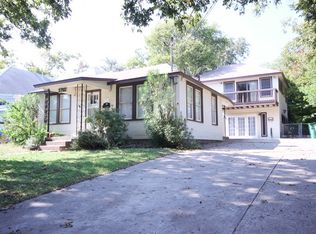 2702 S 2nd St #B, Austin, TX 78704