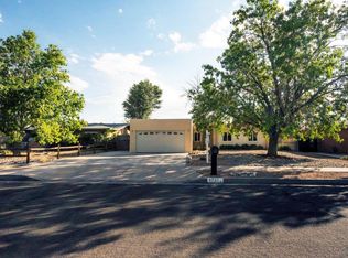 8720 Rough Rider Rd NE, Albuquerque, NM 87109