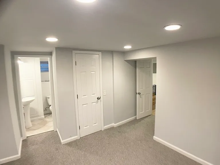 800 N Danville St — Photo 11