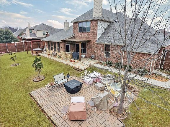 5th image of 1210 Diamond Leaf Dr