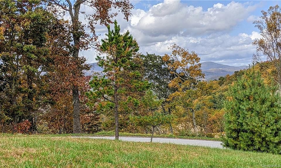 323 Eagles Eye Dr Hendersonville NC Zillow