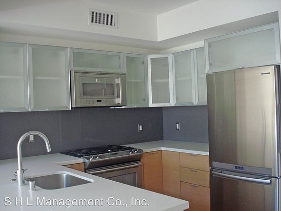 5th image of 11315 Mississippi Ave APT 206