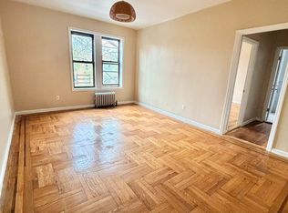 118-40 Metropolitan Ave #4C, Kew Gardens, NY 11415