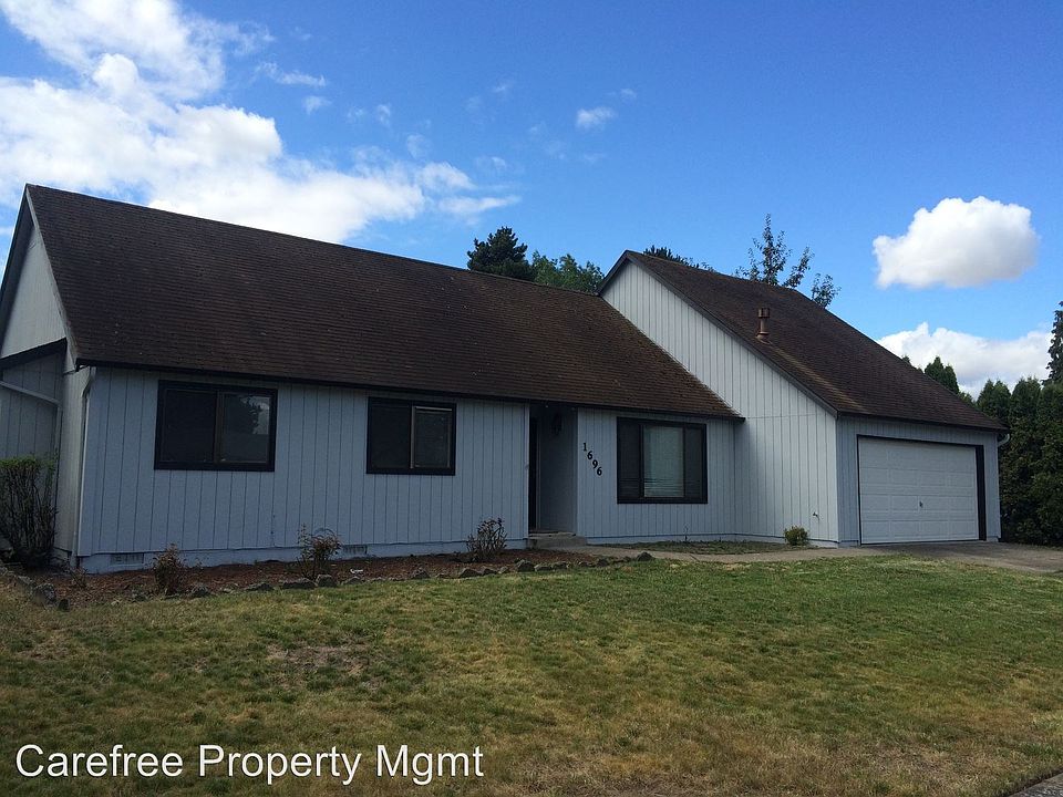 1st image of 1696 NE Kennedy Ln