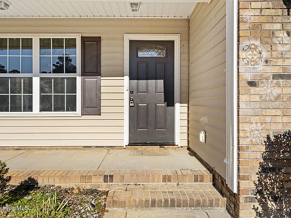 4th image of 441 Derby Lane