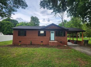 211 Westview Dr, Lincolnton, NC 28092