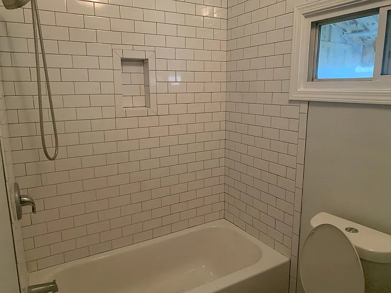 501 Westwood Dr — Photo 5