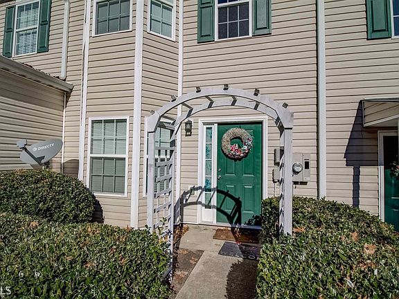 3rd image of 4759 Crawford Oaks Dr