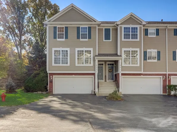 2321 Hudson Cir, Aurora, IL 60502