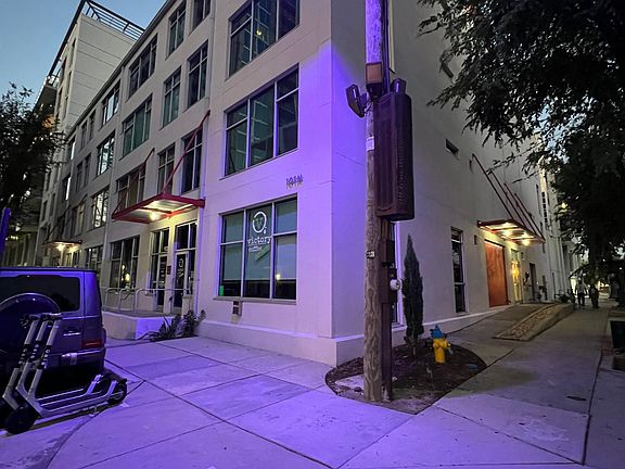 5th image of 101 N 12th St Unit 407