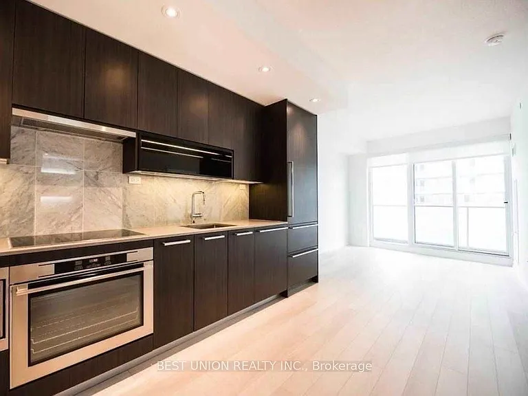 117 McMahon Dr #1905 — Photo 4