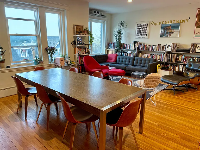 36 Summit Ave #3 — Photo 1