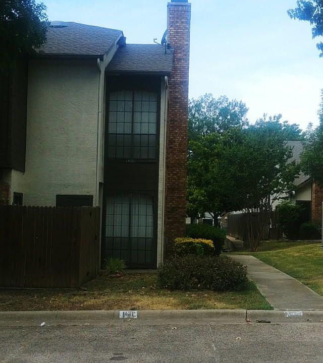 1st image of 611 Oriole Blvd APT 1401