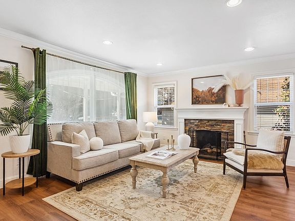 5th image of 211 Gilger Avenue