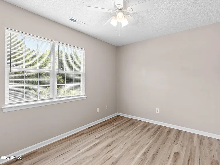 2065 Brandymill Ln — Photo 9