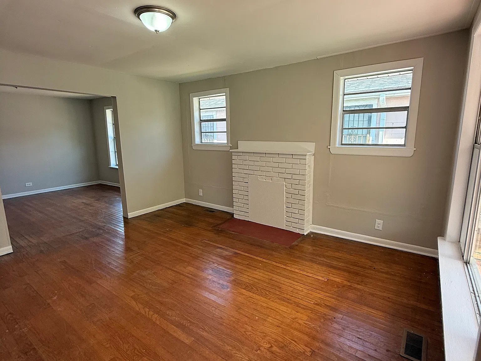 3 bed, 1148 sqft, $1,100 — Photo 2