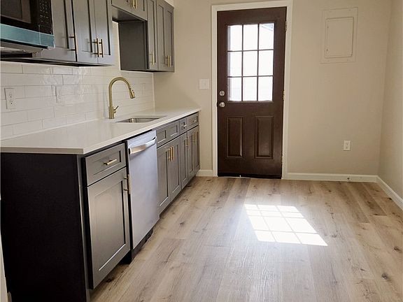 4th image of 5059 Belle Meadow Rd