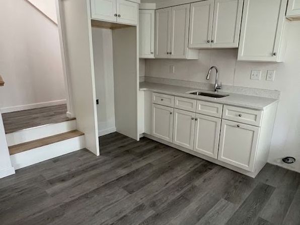 3 Mill St #2