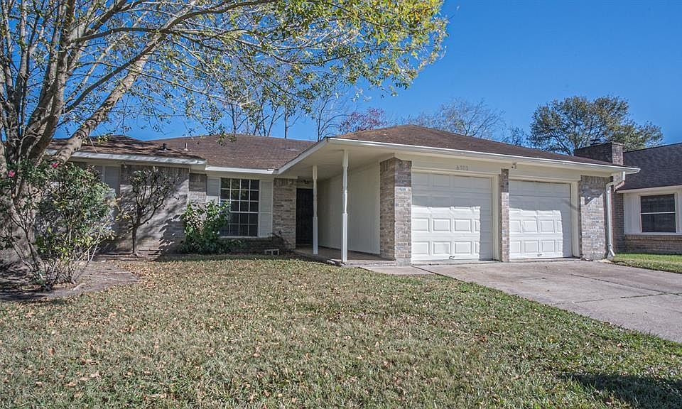 1st image of 8702 Parkcrest Forest Dr
