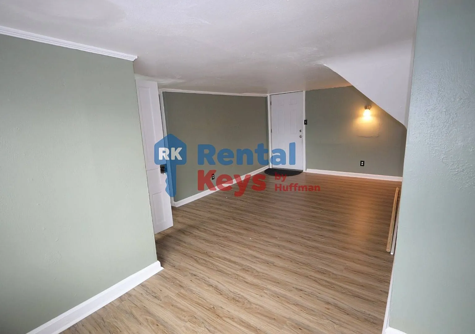 1213 Lodge Avenue — Photo 2