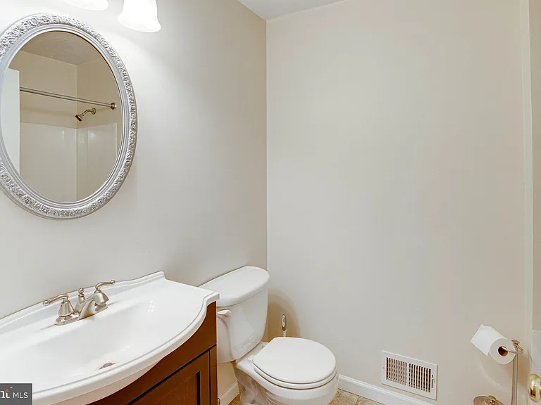 9552 Birmingham Dr — Photo 26