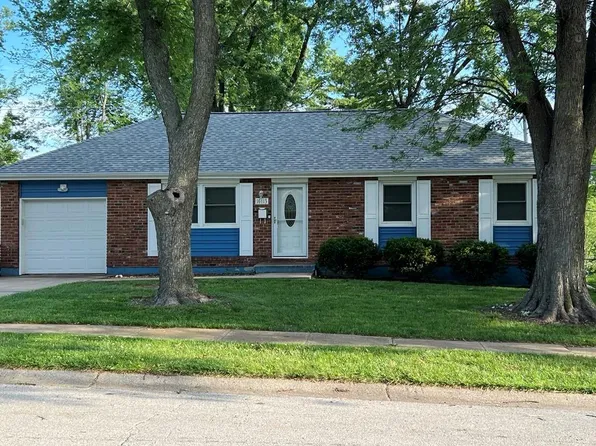 16113 E 40th St S, Independence, MO 64055