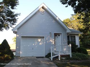 1 Elm Rd, Manahawkin, NJ 08050