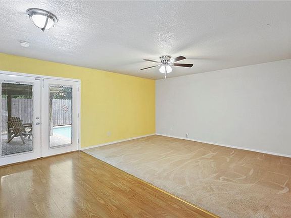 3rd image of 134 Lynnwood Pl