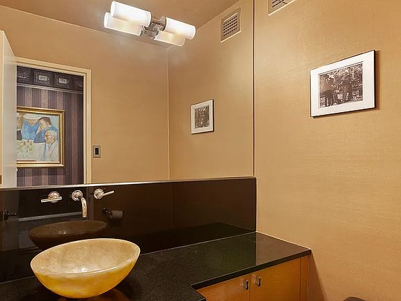 5th image of 303 E 57th St APT 15L