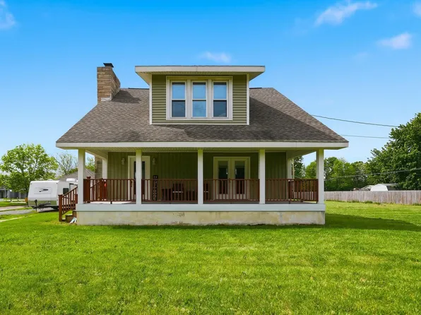 801 Drake Rd, Kendallville, IN 46755