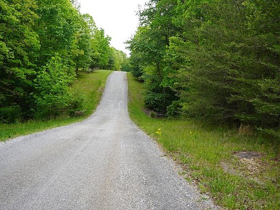 2nd image of 34 Hemlock Ln