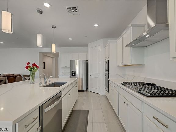 3rd image of 6557 Corsari Ridge St