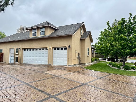 3rd image of 212 Riparian Way