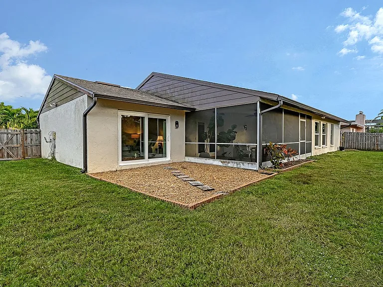 5462 Creeping Hammock Cir — Photo 41