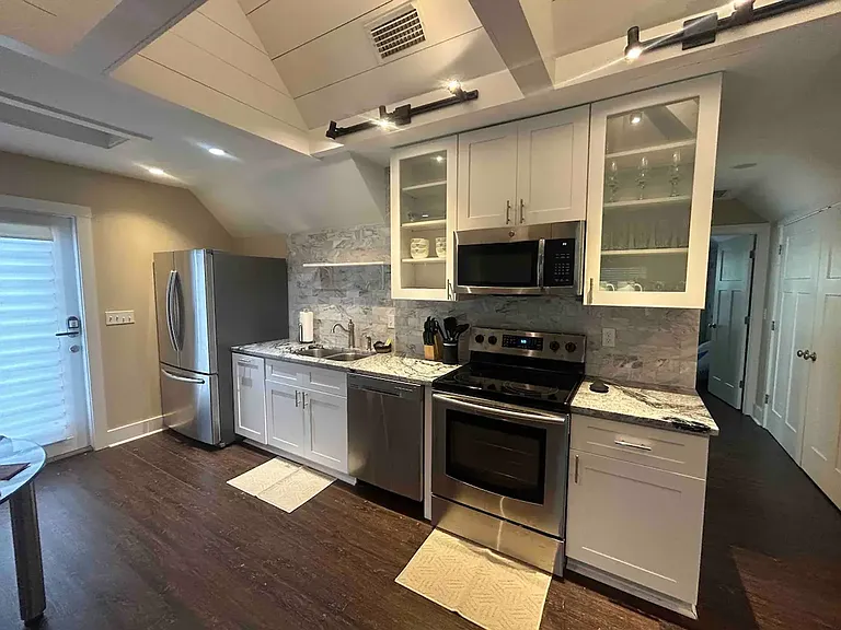 2402 Radford Farm Rd — Photo 4