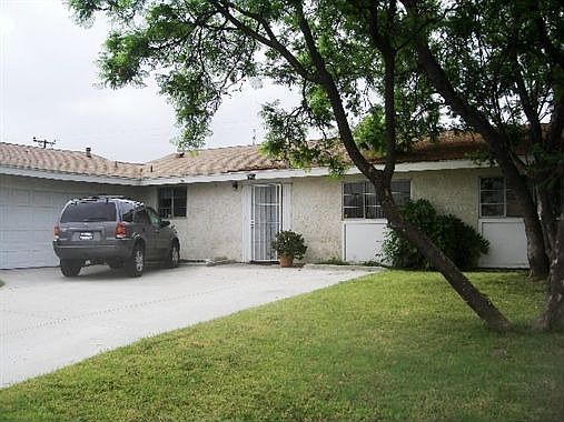 2nd image of 1820 Arcane St