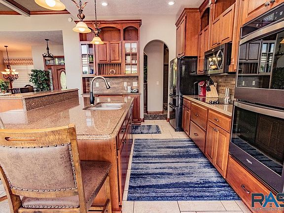5th image of 5508 S Lazy Ridge Pl