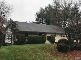 1665 Hanover St, Teaneck, NJ 07666