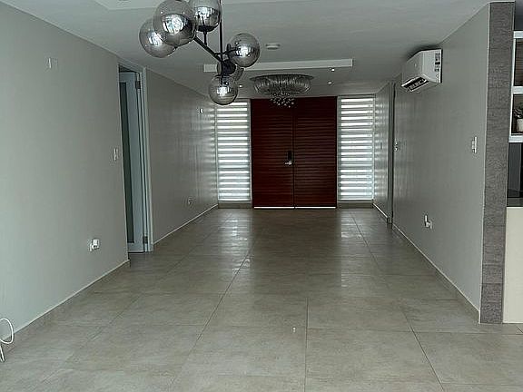 4th image of 80 Lago Cerrillos