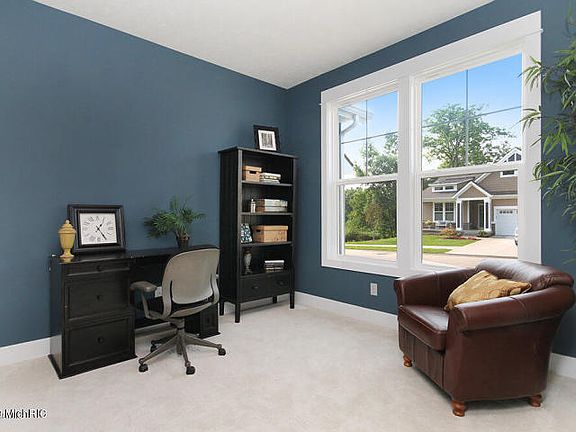 4th image of 6187 Wild Currant Way SE #103