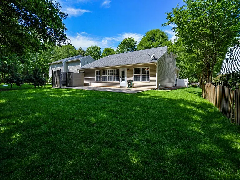 4212 Wiregrass Rd — Photo 4