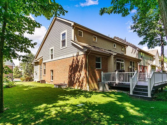 2nd image of 28494 Cottage Ln