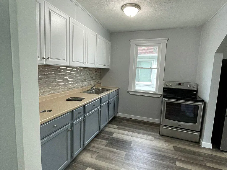 21826 Nevada Ave — Photo 15