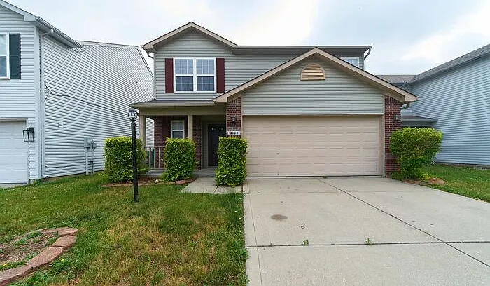 8133 Maple Stream Ln — Photo 1