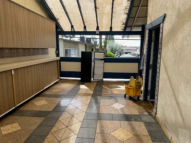 2 bed, 1.5 bath, 1050 sqft, $2,840 — Photo 4