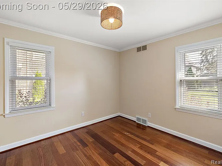 2546 Dorchester Rd — Photo 11