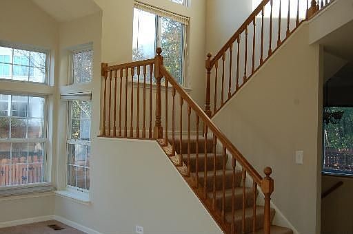 5th image of 1367 London Ct