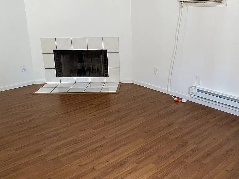 2523 Onzaga St — Photo 8