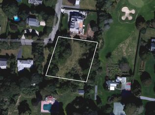 96 Leos Ln, Southampton, NY 11968