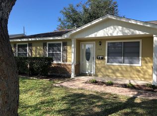1312 Navasota Ave, Nederland, TX 77627